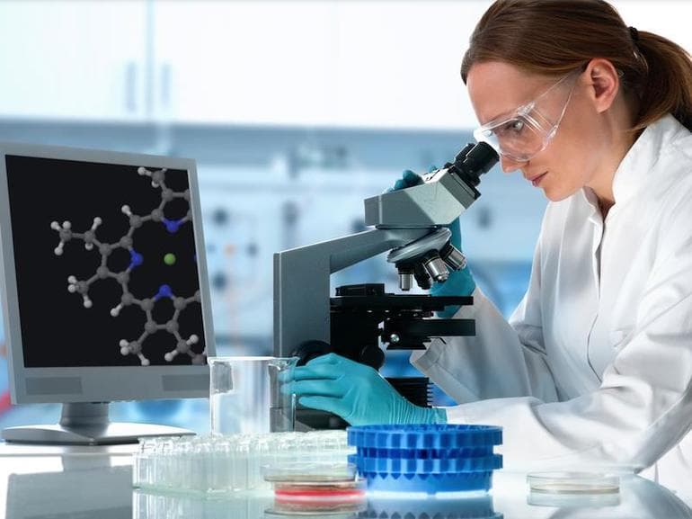 Строение микроскопа &mdash; схема устройства с обозначениями и подписями частей