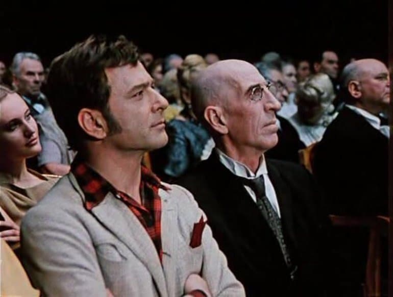 &laquo;12 стульев&raquo; &mdash; краткое содержание романа И. Ильфа и Е. Петрова