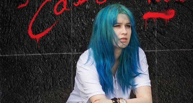 «50 дней до моего самоубийства» — краткое содержание книги Стейси Крамер