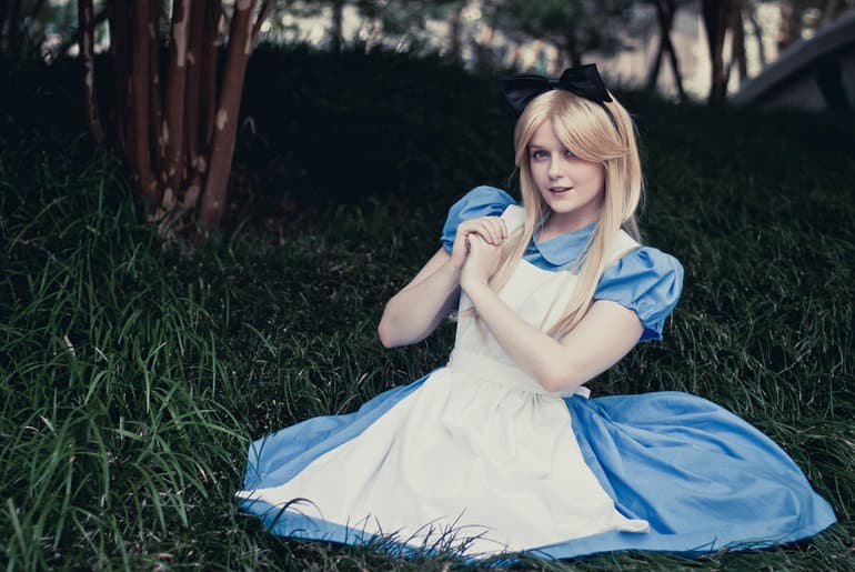 «Алиса в стране чудес» — краткое содержание сказки Л. Кэрролла и описание персонажей