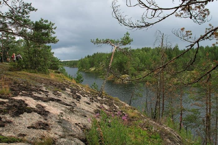 Балтийский щит – форма рельефа и полезные ископаемые