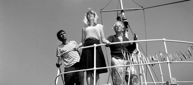 &laquo;Бегущая по волнам&raquo; &mdash; краткое содержание романа  А. Грина по главам