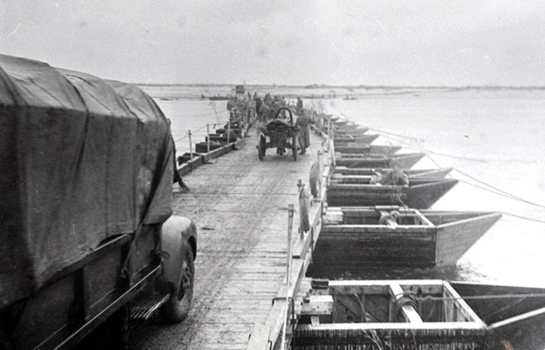 Битва за Берлин (1945) &mdash; наступательная операция за освобождение и капитуляция Германии