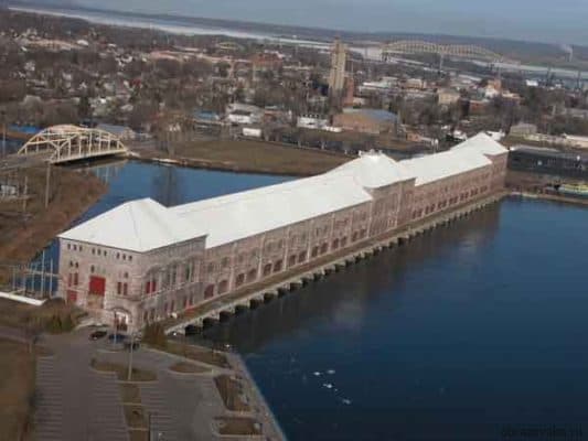 Центральный экономический район России &ndash; характеристика, состав, площадь и отрасли специализации