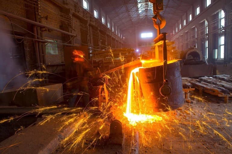 Цветная металлургия (география, 9 класс) &mdash; таблица особенностей, характеристика и значение