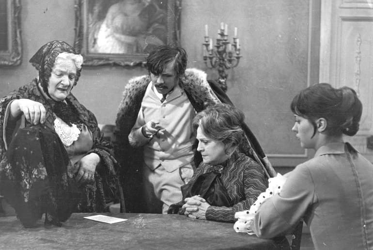 &laquo;Цветы запоздалые&raquo; &mdash; краткое содержание повести А.П. Чехова