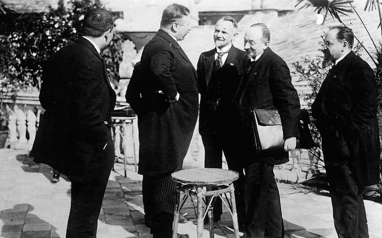 Генуэзская конференция 1922 года и ее значение для СССР