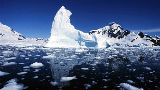 Географическое положение Евразии &ndash; особенности материка, центр (7 класс)