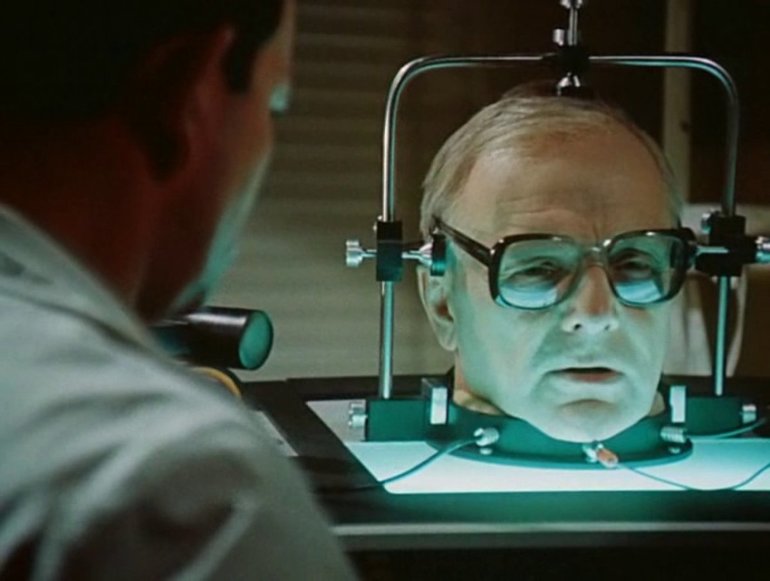 &laquo;Голова профессора Доуэля&raquo; &mdash; краткое содержание романа Александра Беляева