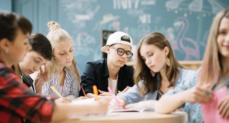 Исторические источники &mdash; виды, характеристика и методические пути изучения