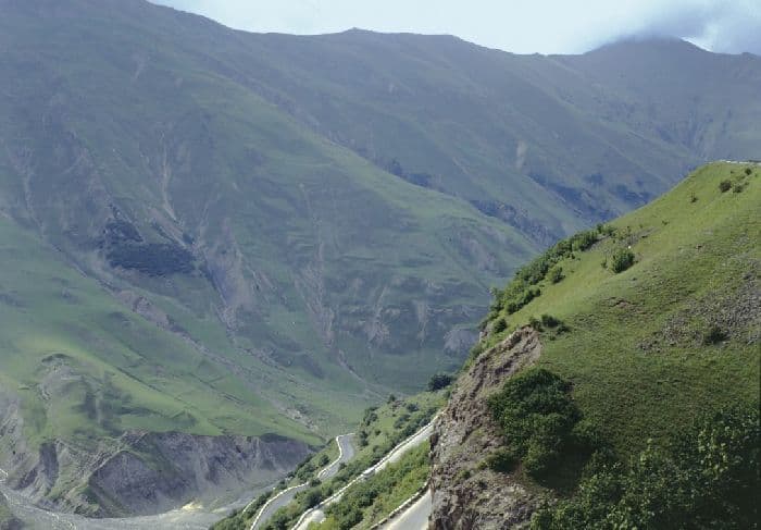 Кавказ &ndash; природа, рельеф и народы (8 класс)