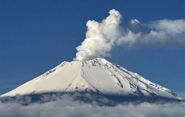 Крайние точки Антарктиды и их координаты (северная и южная), мысы