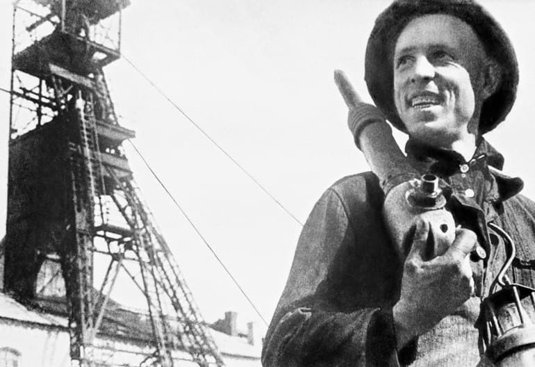 Кратко о стахановском движении &mdash; суть, участники и итоги развития