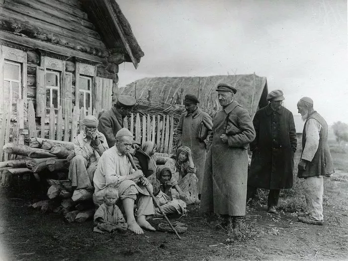 Кто такие кулаки и как их раскулачивали в СССР