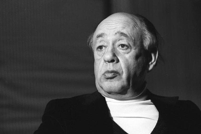 &laquo;Лысая певица&raquo; &mdash; краткое содержание пьесы Эжена Ионеско