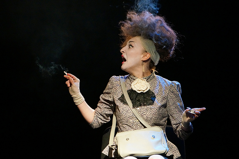 &laquo;Лысая певица&raquo; &mdash; краткое содержание пьесы Эжена Ионеско