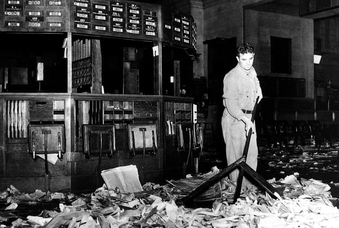 Мировой экономический кризис (1929-1933) — причины возникновения, особенности и последствия