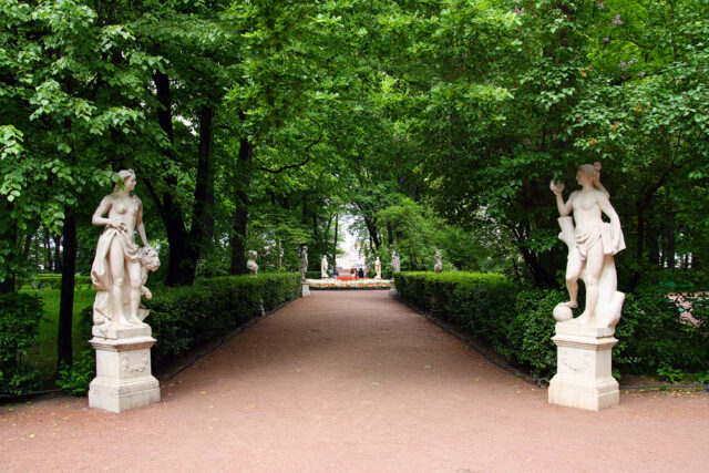 Мрамор – горная порода, происхождение, вид, описание для сообщения кратко (2 класс, окружающий мир)