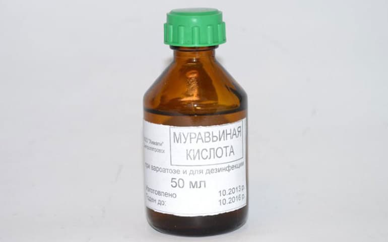 Муравьиная кислота растворитель. Муравьиная кислота растворитель. Муравьиная кислота 85%. Муравьиная кислота пищевая добавка. Муравьиная кислота бутылка.