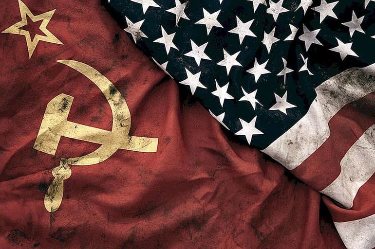 Начало Холодной войны — причины, основные этапы и итоги