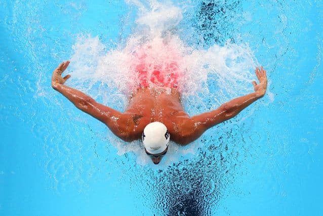 &laquo;ПлОвец&raquo; или &laquo;плАвец&raquo;, как правильно пишется слово?