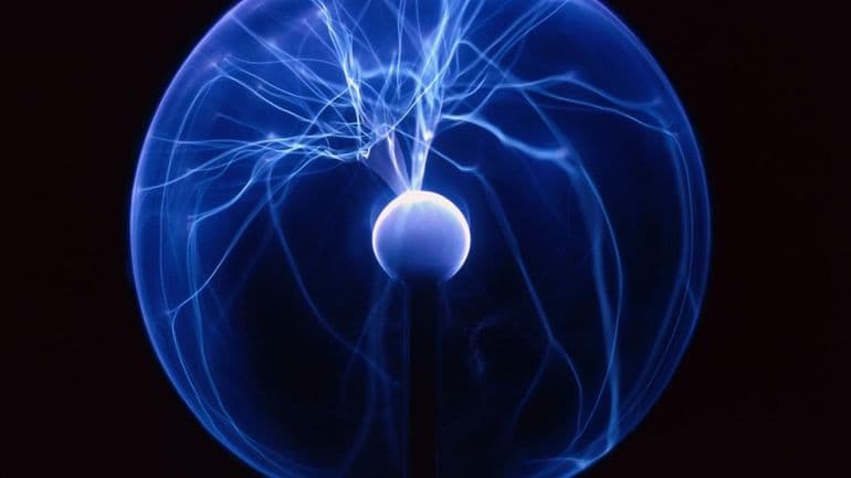 Потенциал электрического поля &mdash; формулы определения, характеристика и единицы измерения