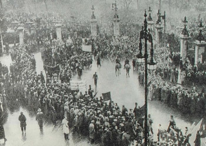 Промышленная революция в Англии &ndash; первый, второй и третий промышленный переворот (8 класс)