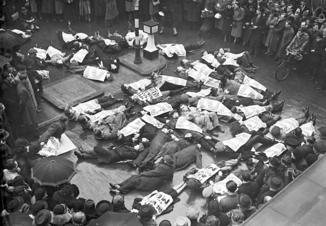 Пути выхода из кризиса 1929-1933 годов кратко в таблице, экономические шаги США