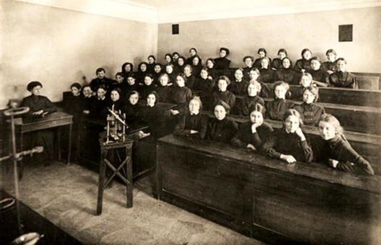 Развитие системы образования и науки в первой половине 19 века