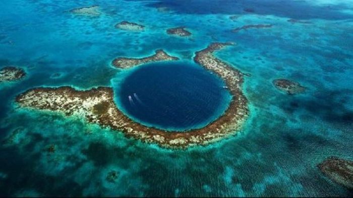 Рельеф дна Тихого океана – полезные ископаемые, особенности формы, хребты и котловины кратко (7 класс, география)