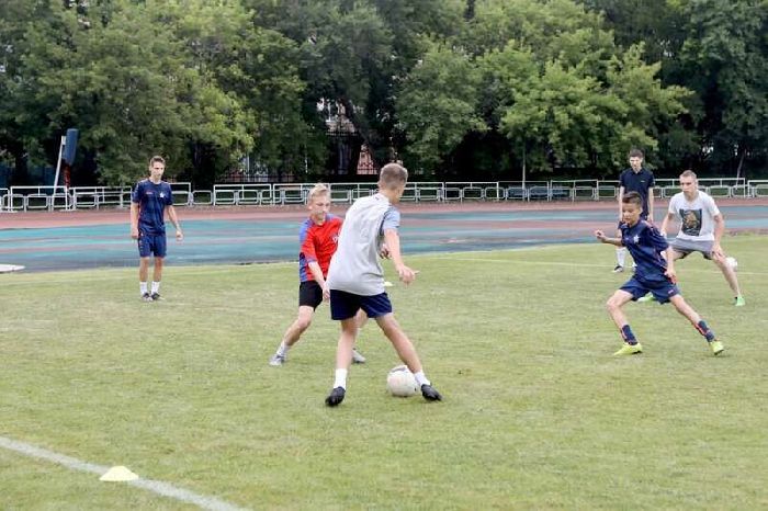 Режим дня школьника &ndash; образец распорядка дня для ученика, таблица, график кратко (4-5 класс, окружающий мир)