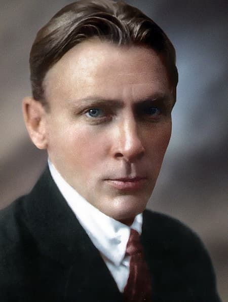 «Роковые яйца» — краткое содержание повести М.А. Булгакова