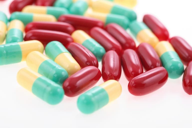 Роль бактерий в природе и жизни человека &mdash; функции, значение и примеры использования