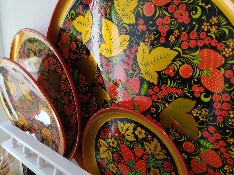 Сообщение о хохломской росписи &mdash; особенности, описание и элементы промысла