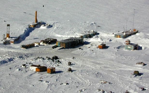 Станция Восток в Антарктиде и другие научные станции (Молодежная, Мирный)