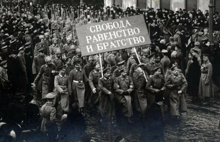 Становление советской власти &mdash; структура, первые шаги и преобразования большевиков