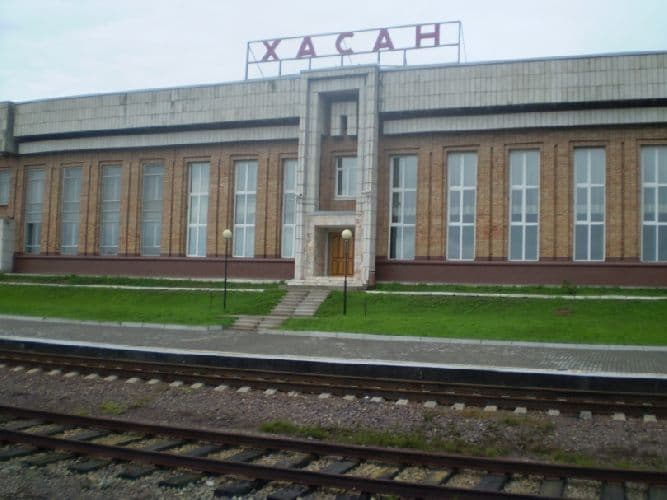 Страны, граничащие с Россией, и их столицы – сухопутные и морские пограничные государства с названиями