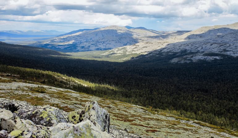 Уральские горы: полезные ископаемые и географическое положение