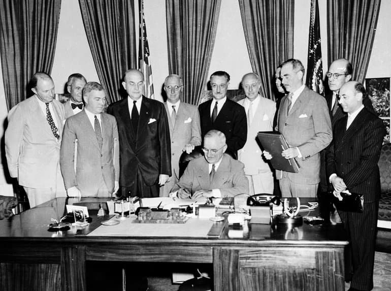 Варшавский договор &mdash; причины создания и распада организации